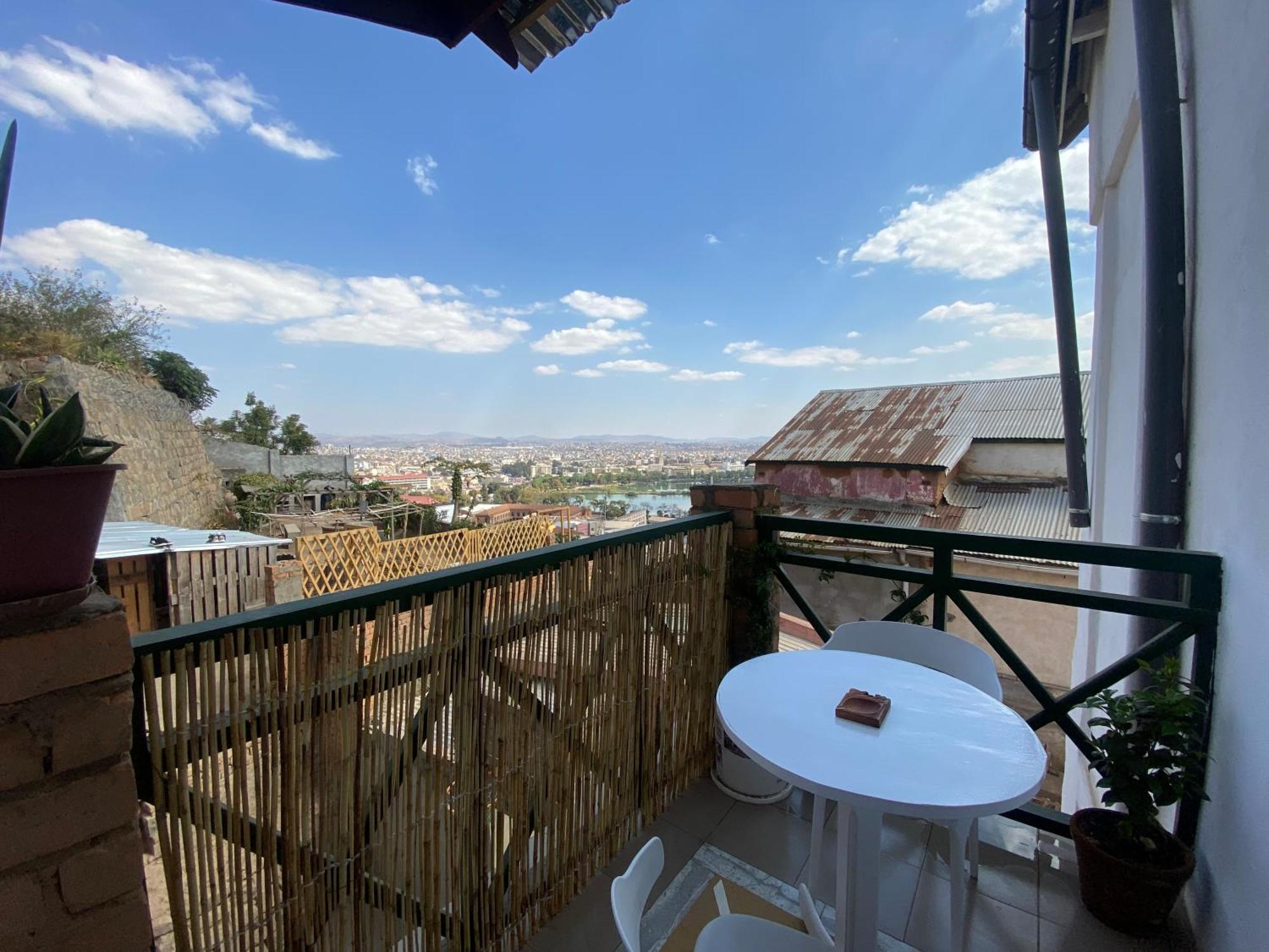 M'Serenity Guest House Antananarivo Exterior photo